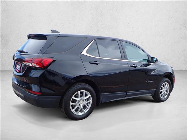 Used 2023 Chevrolet Equinox LT w/ Driver Convenience Package image 4