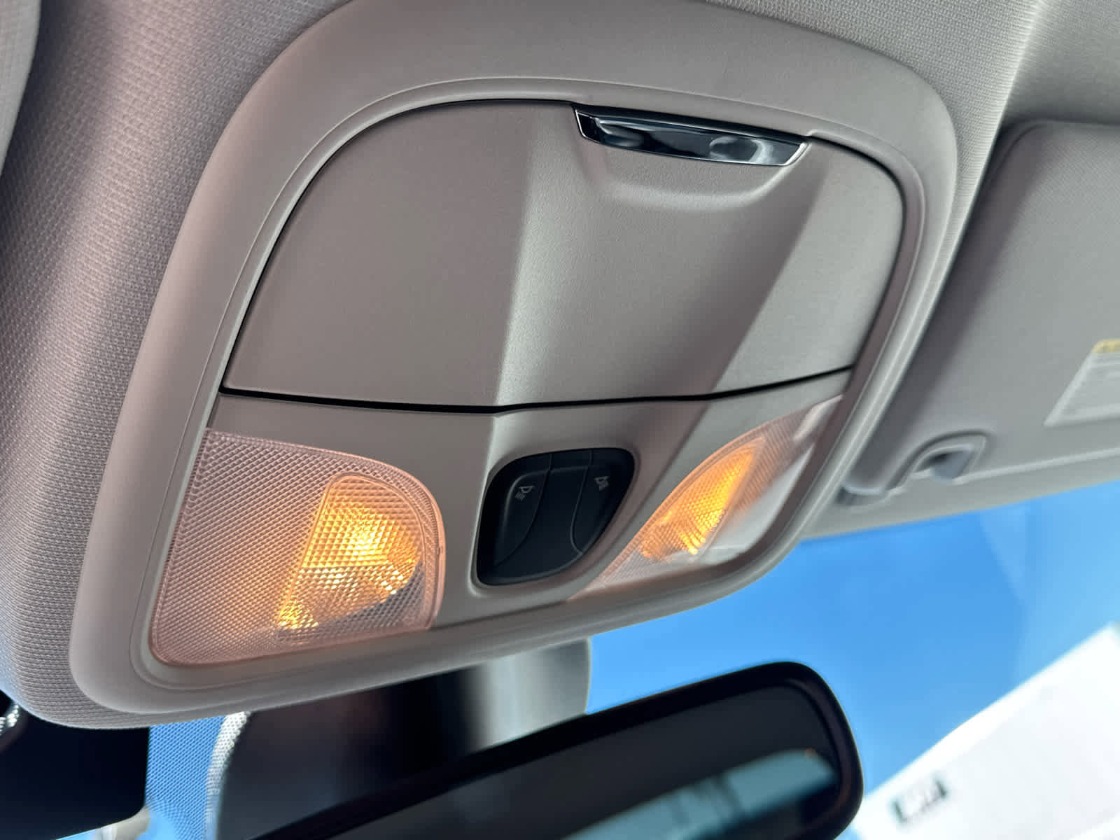 Used 2022 Jeep Cherokee Latitude w/ Trailer Tow Group image 18