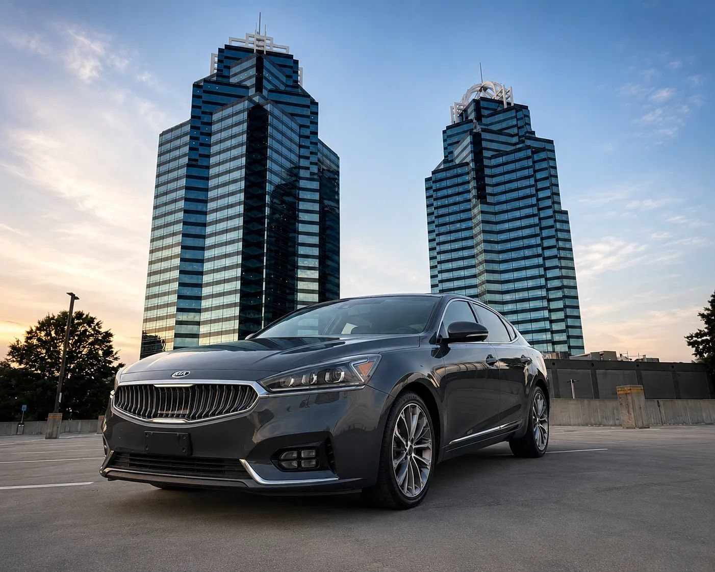 Used 2017 Kia Cadenza Technology