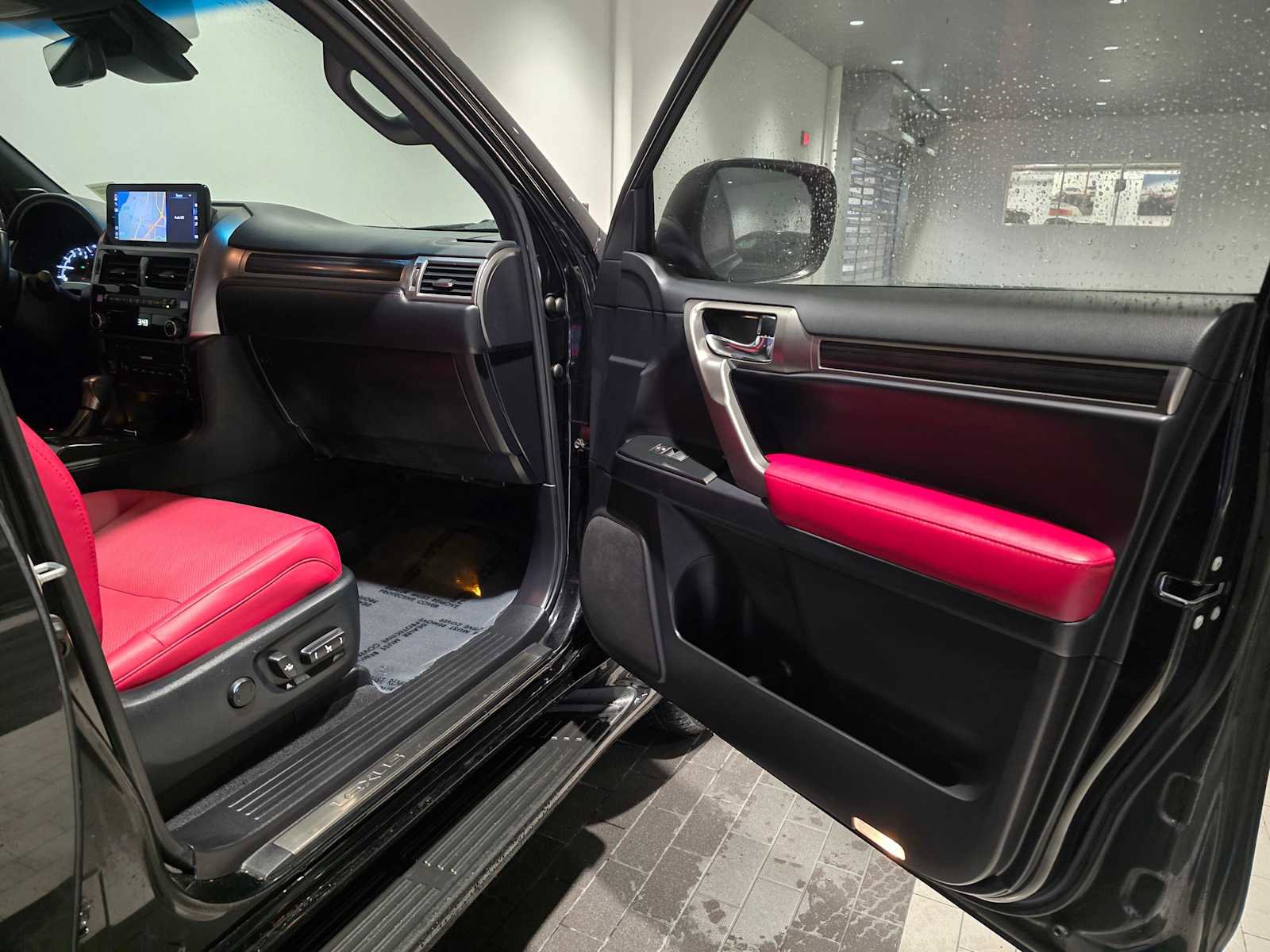 Used 2023 Lexus GX 460 Premium image 12