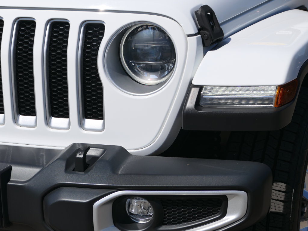 Used 2023 Jeep Wrangler Unlimited Sahara w/ LED Lighting Group AWD/4WD image 7