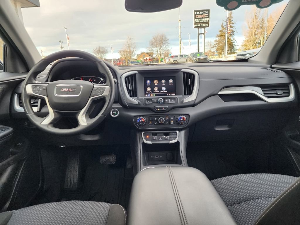 Certified 2024 GMC Terrain SLE w/ Driver Convenience Package image 18