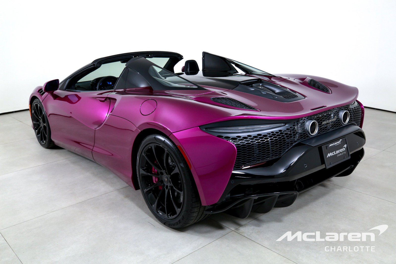 New 2026 McLaren Artura Spider RWD image 8