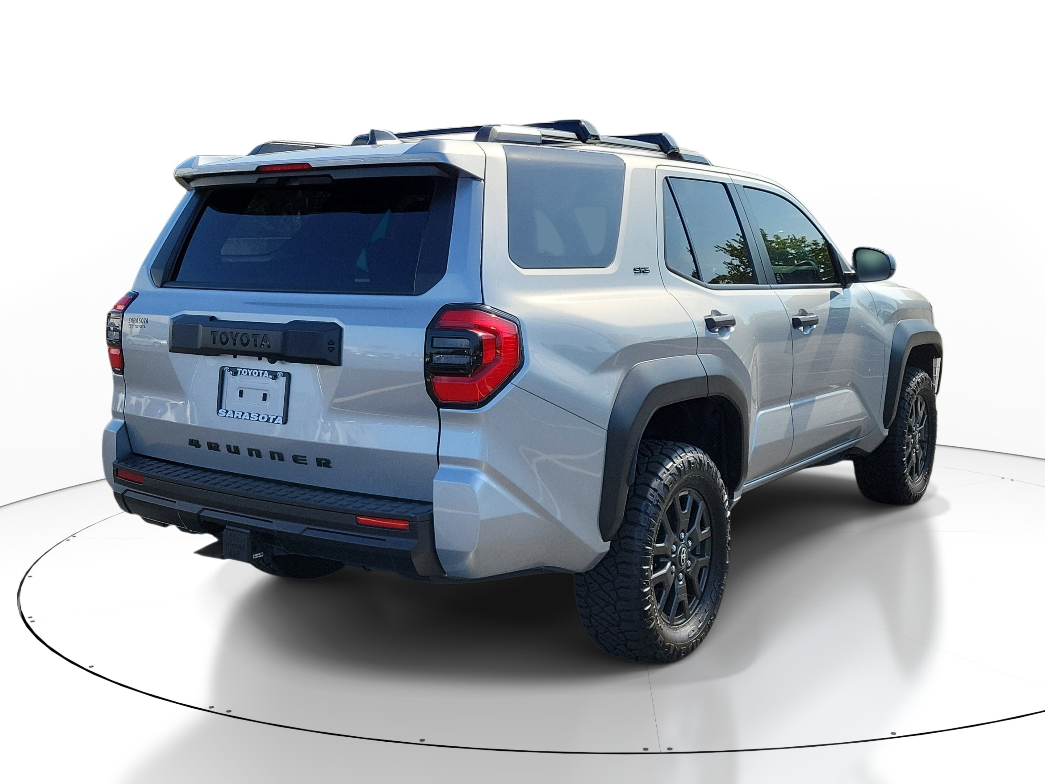 Used 2025 Toyota 4Runner SR5 AWD/4WD image 6