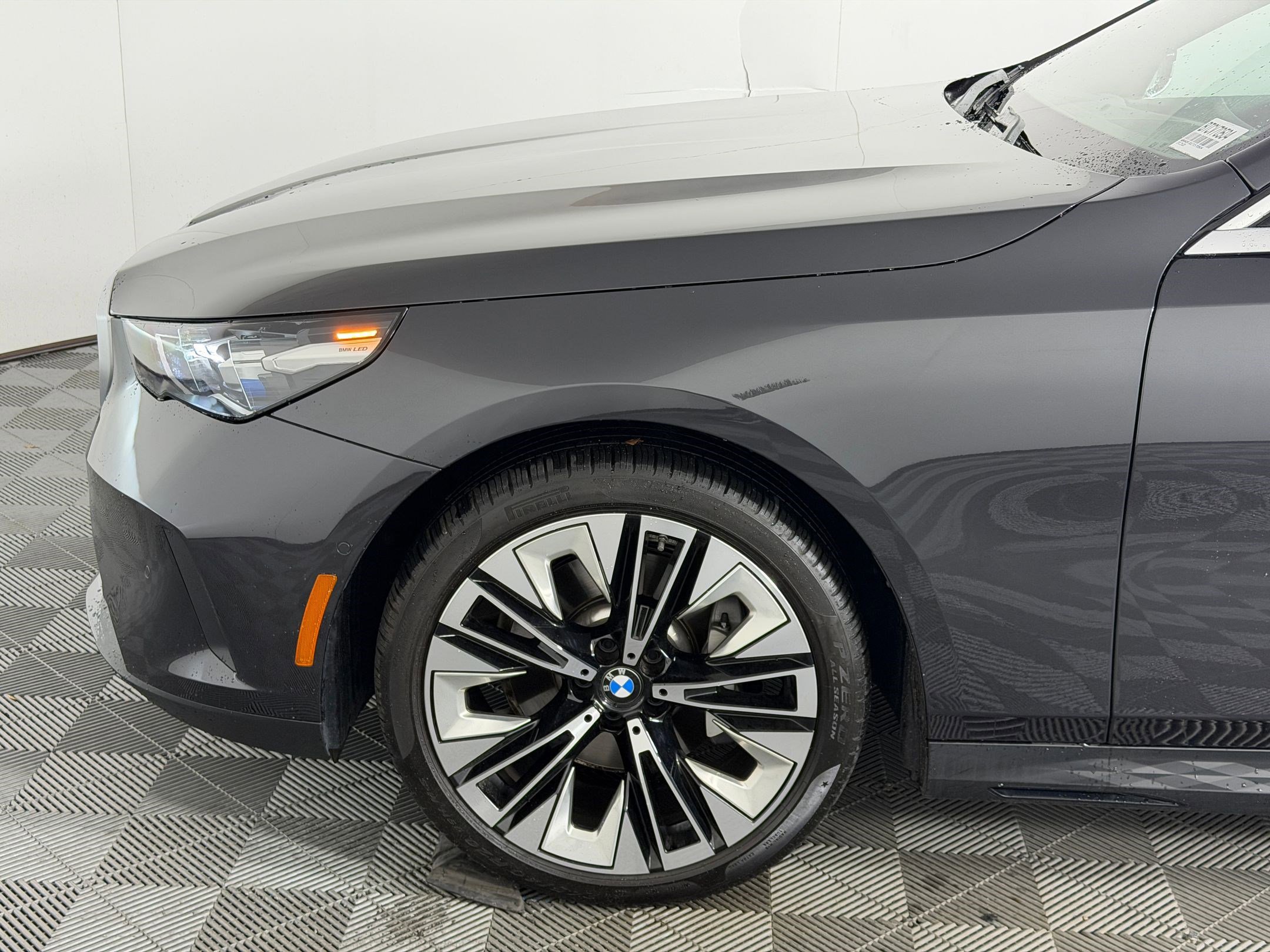 Used 2026 BMW 530i RWD image 11