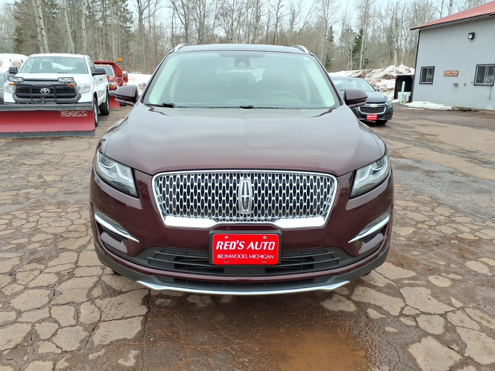 Used 2019 Lincoln MKC Select w/ Vista Value Package image 9