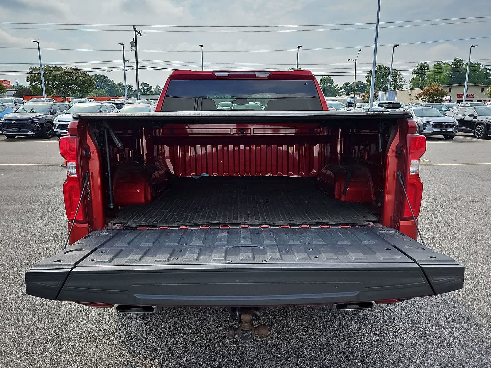 Used 2024 Chevrolet Silverado 1500 RST w/ Z71 Off-Road Package AWD/4WD image 31