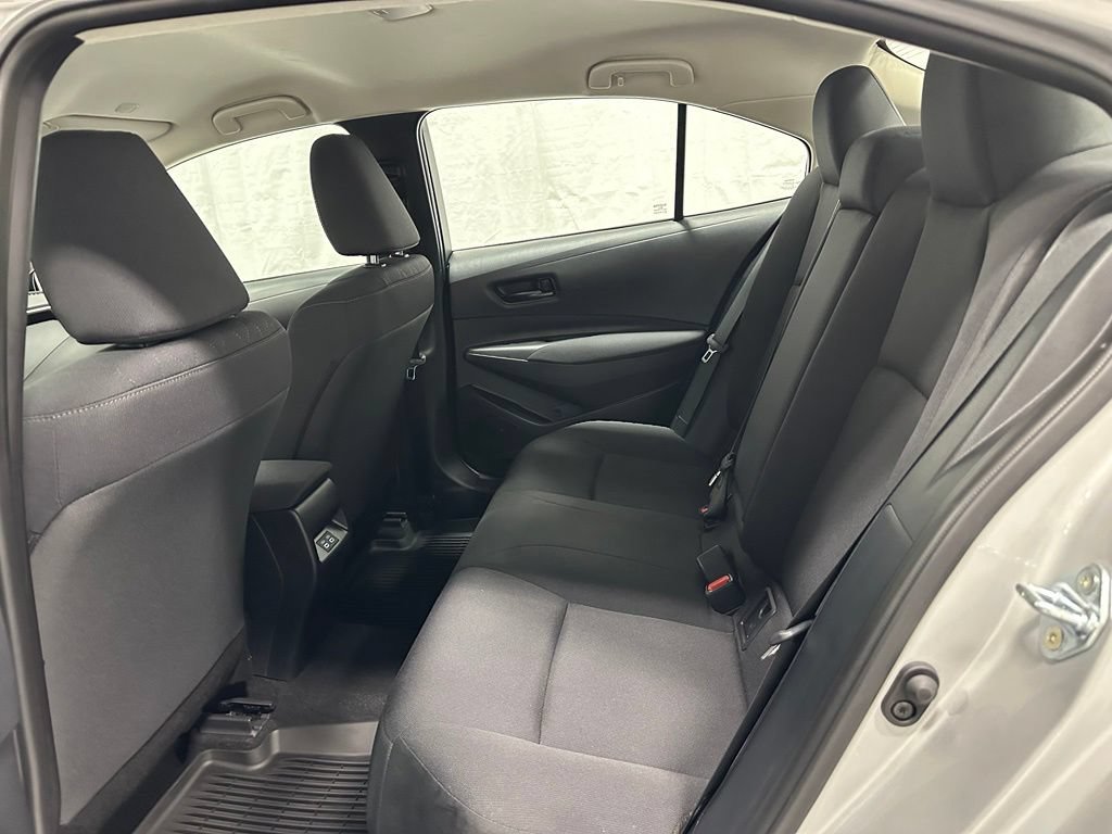 Used 2026 Toyota Corolla LE FWD image 43