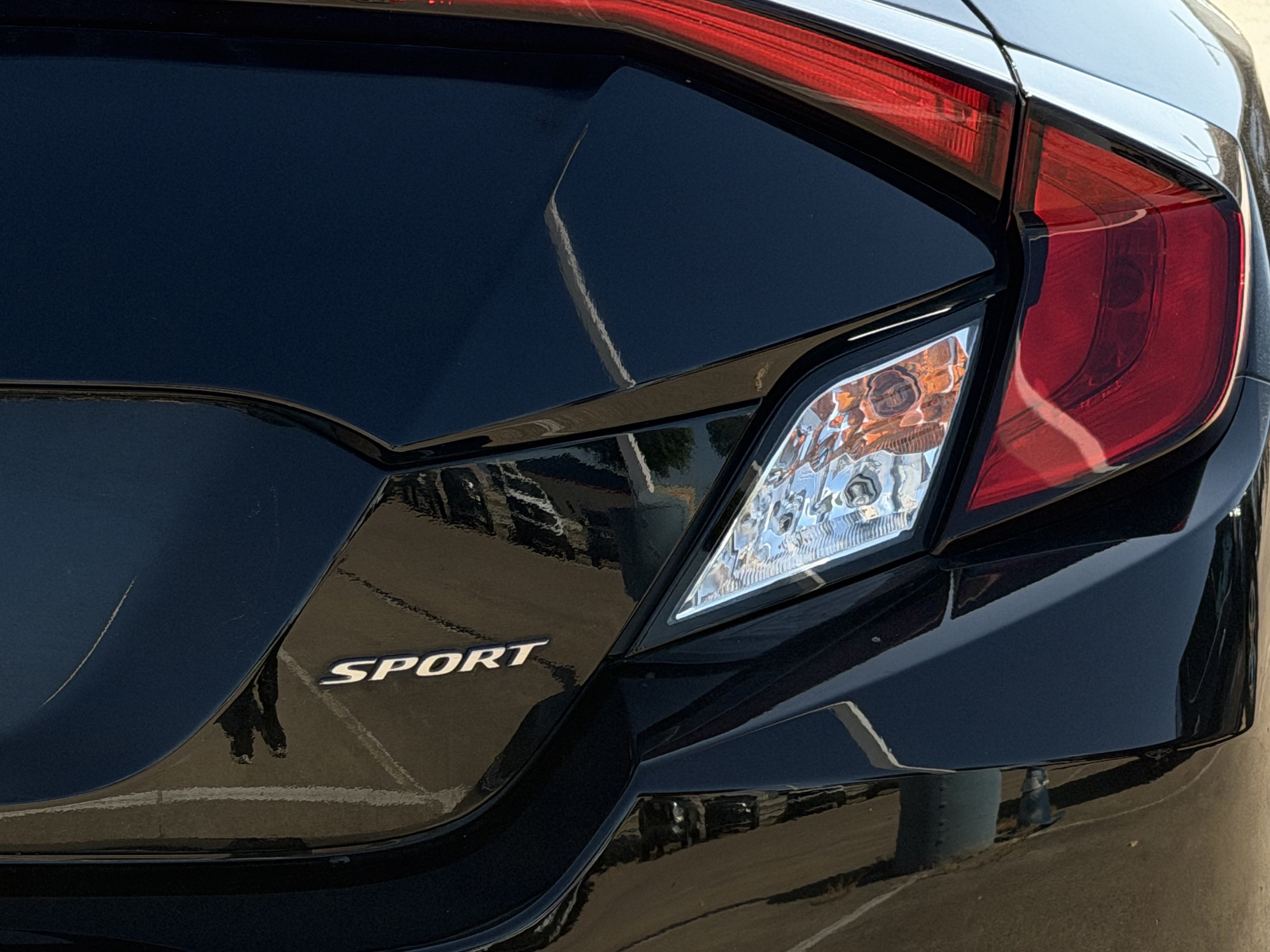 Used 2020 Honda Civic Sport image 13