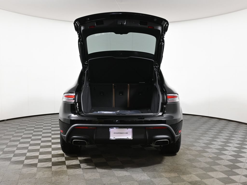 New 2026 Porsche Macan AWD/4WD image 42