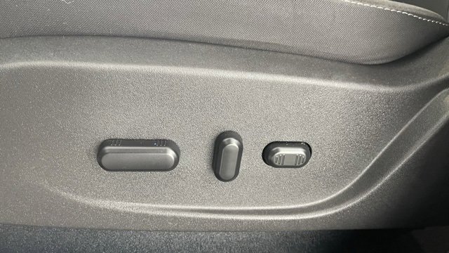 Used 2022 Ford Edge SEL w/ Convenience Package image 35