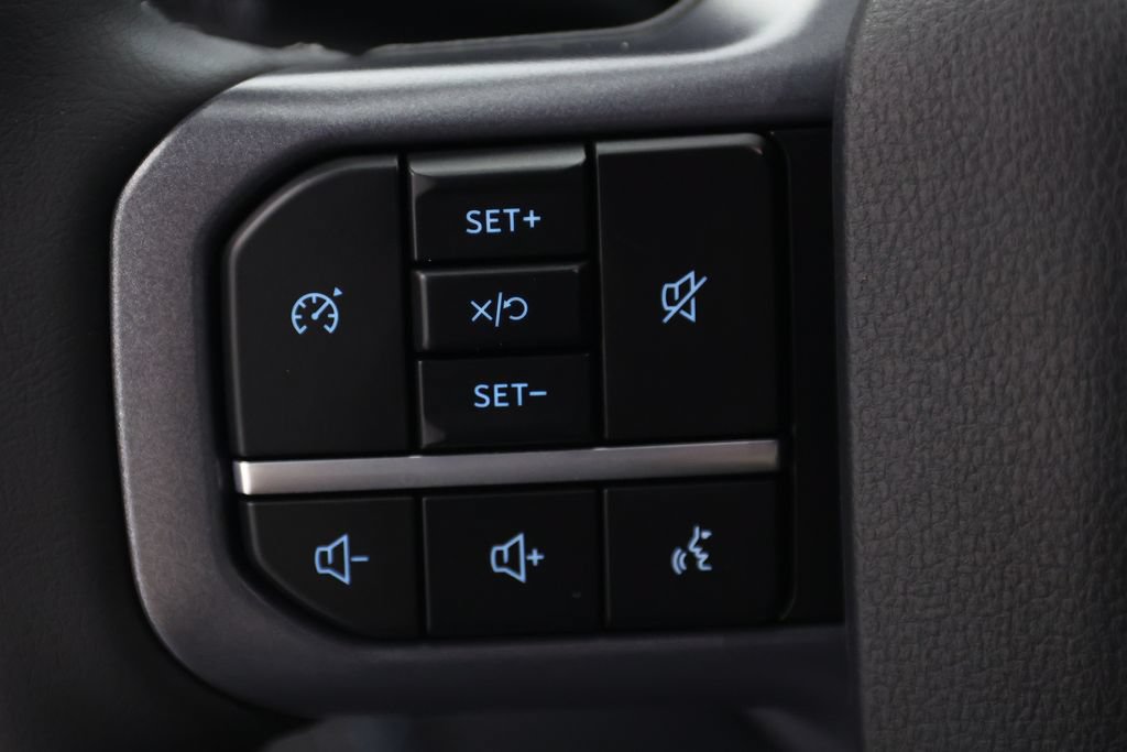 Used 2026 Ford F450 Lariat AWD/4WD image 23