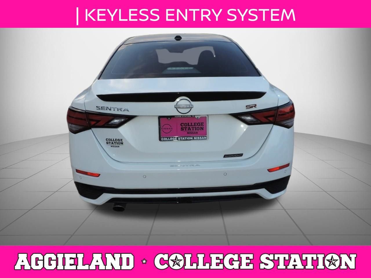 Used 2025 Nissan Sentra SR w/ Midnight Edition image 5