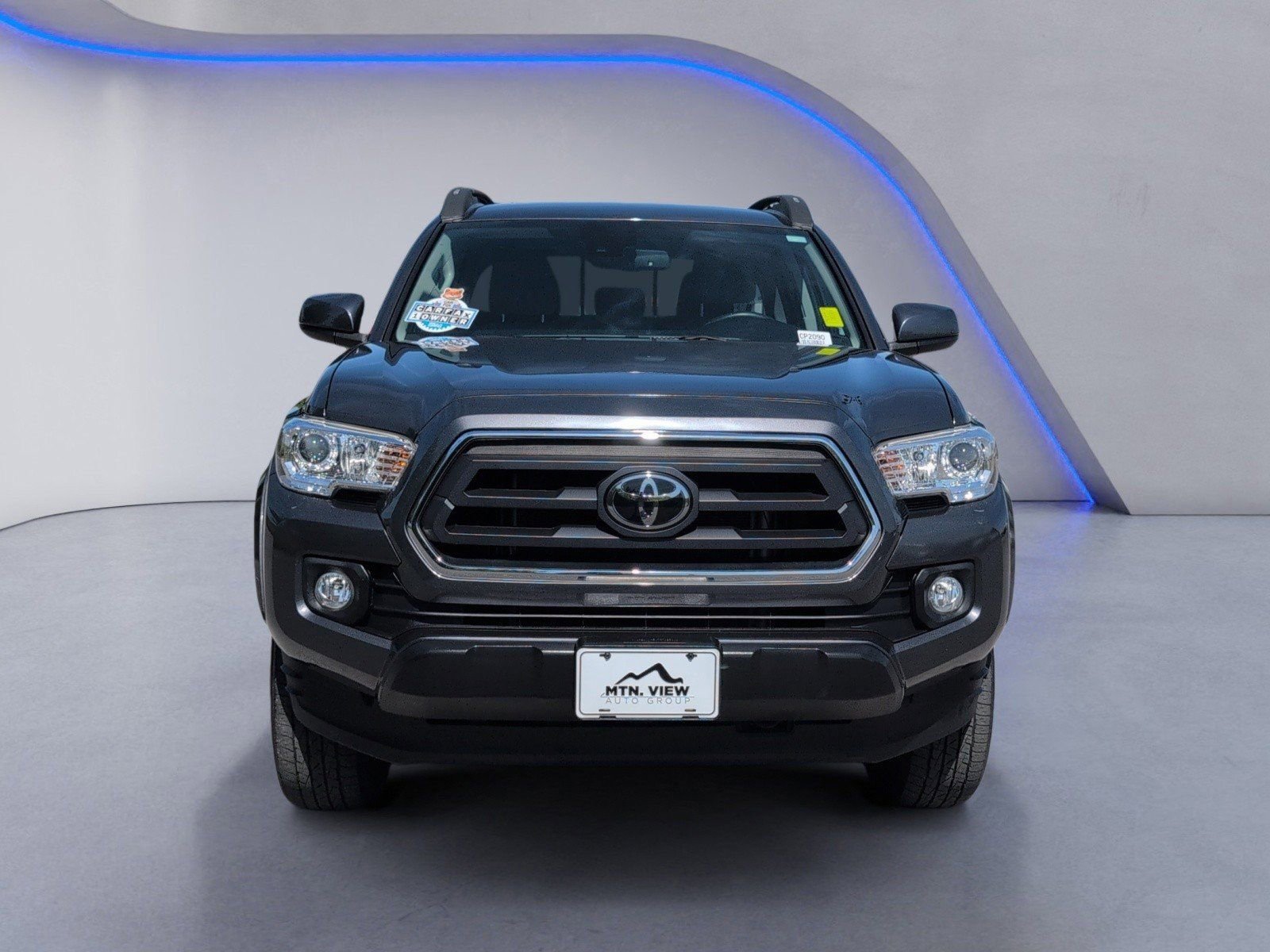 Used 2021 Toyota Tacoma SR5 w/ Blackout Package (TMS) image 13