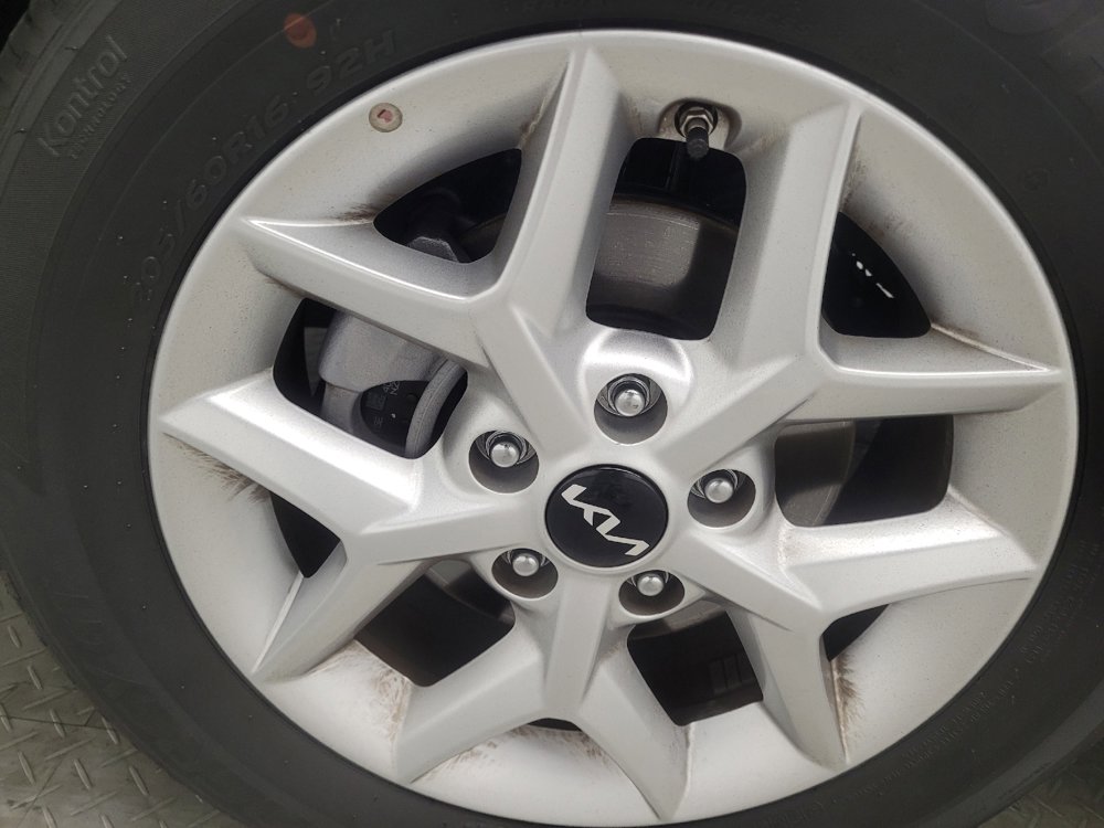 Used 2025 Kia Soul LX w/ LX Technology Package image 31