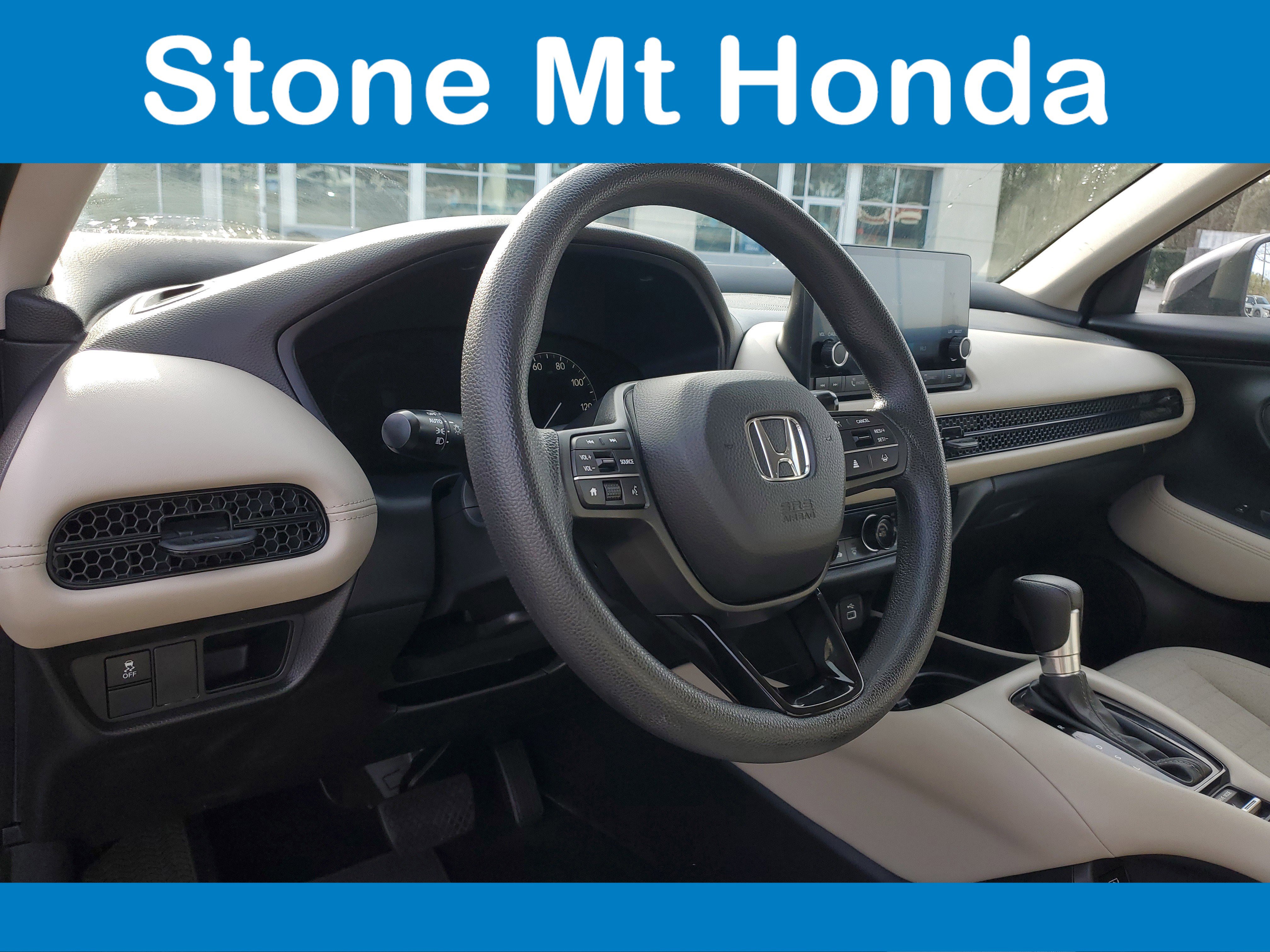 Used 2023 Honda HR-V LX image 17