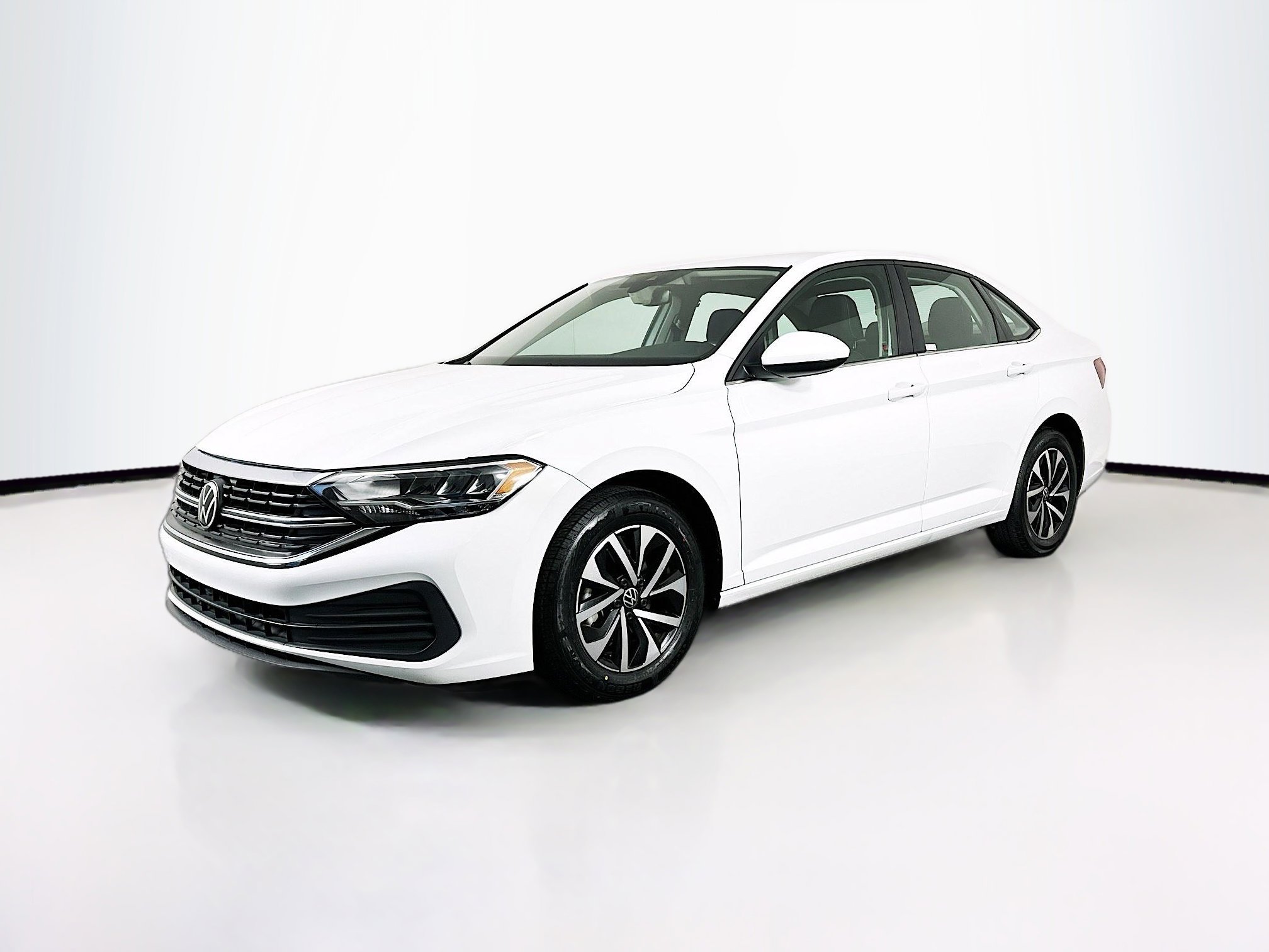 Used 2024 Volkswagen Jetta S image 3