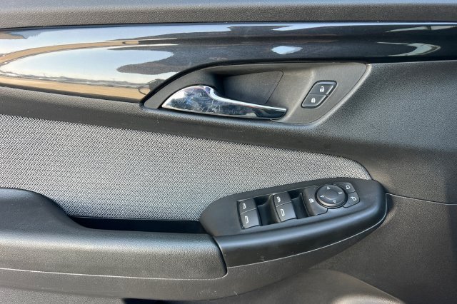 Used 2025 Chevrolet TrailBlazer LT FWD image 11