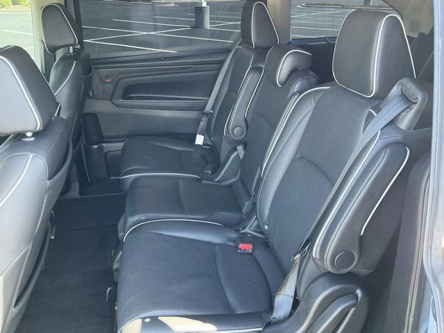 Used 2025 Honda Odyssey Elite image 13