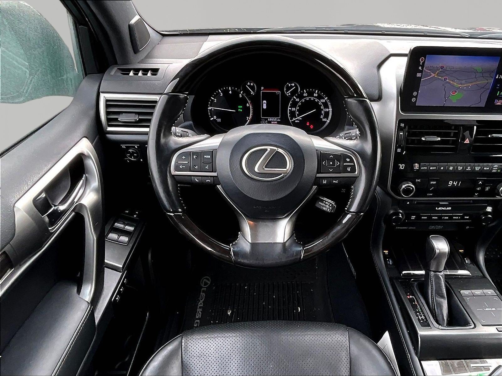 Used 2023 Lexus GX 460 Luxury w/ Sport Design Package AWD/4WD image 8