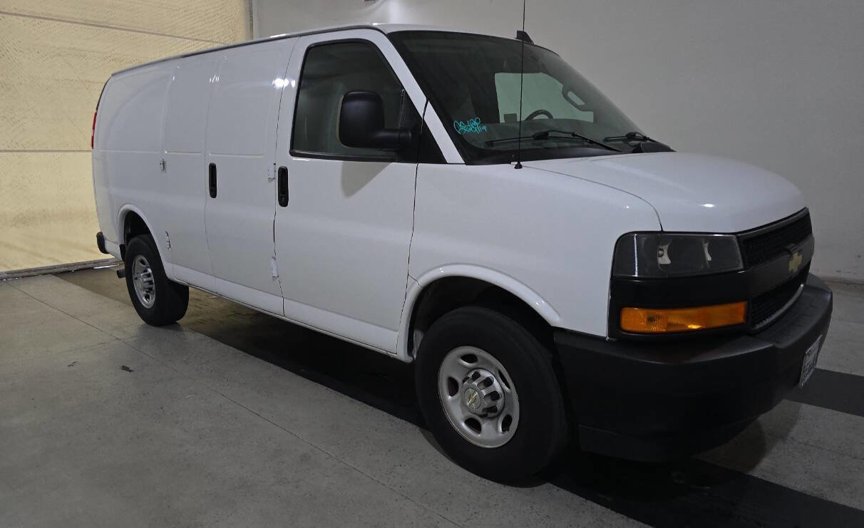 Used 2022 Chevrolet Express 3500 w/ Driver Convenience Package