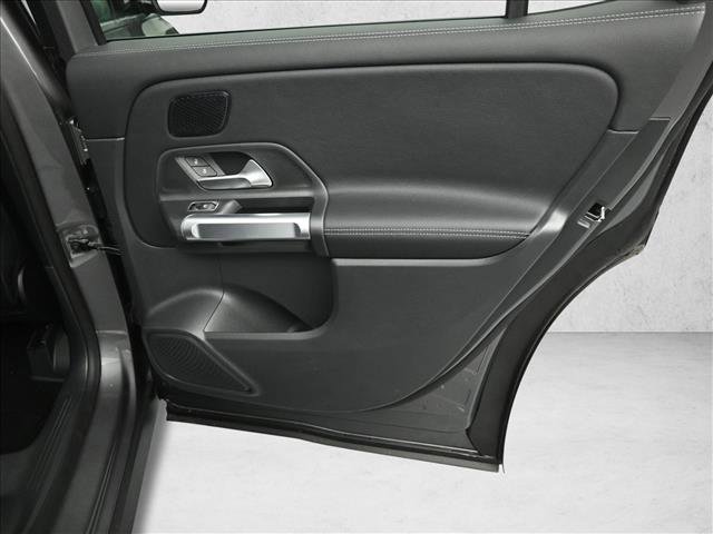 New 2026 Mercedes-Benz GLB 250 4MATIC image 27