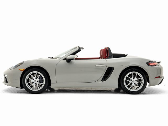 Used 2024 Porsche 718 Boxster image 2