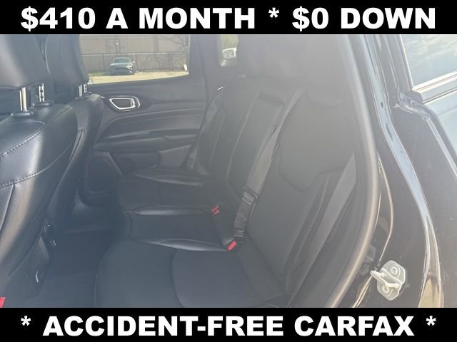 Used 2024 Jeep Compass Trailhawk w/ Sun and Sound Group AWD/4WD image 26