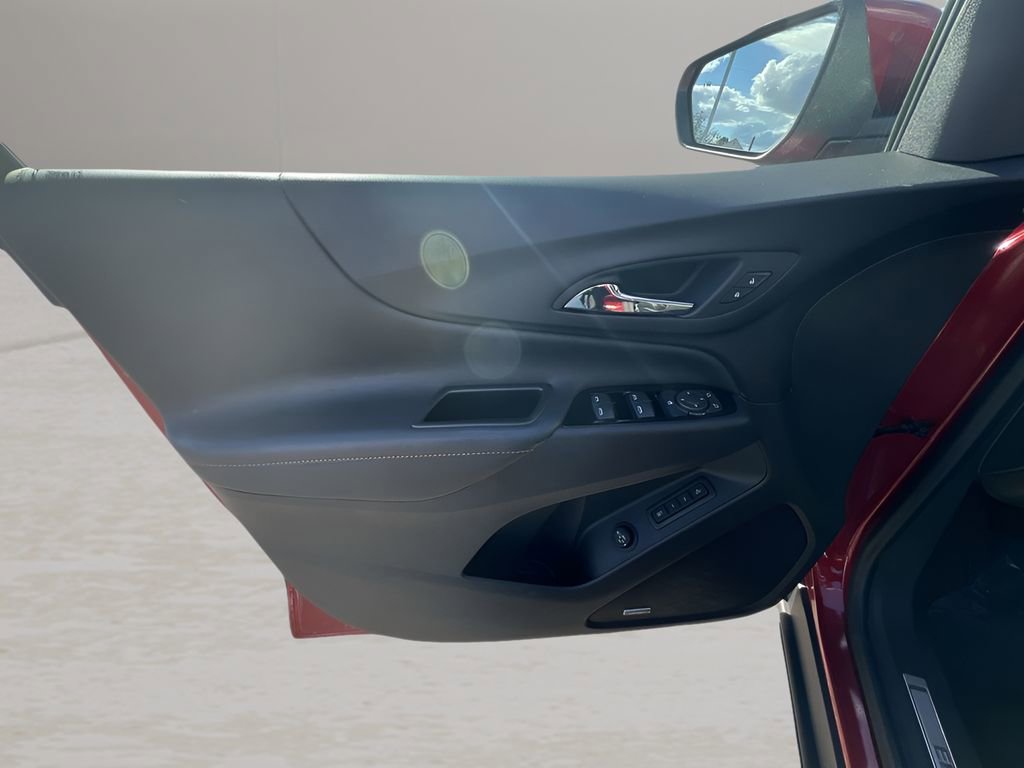 Certified 2023 Chevrolet Equinox Premier image 23
