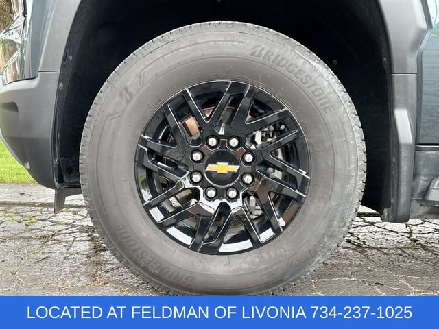 Certified 2025 Chevrolet Silverado EV LT AWD/4WD image 31