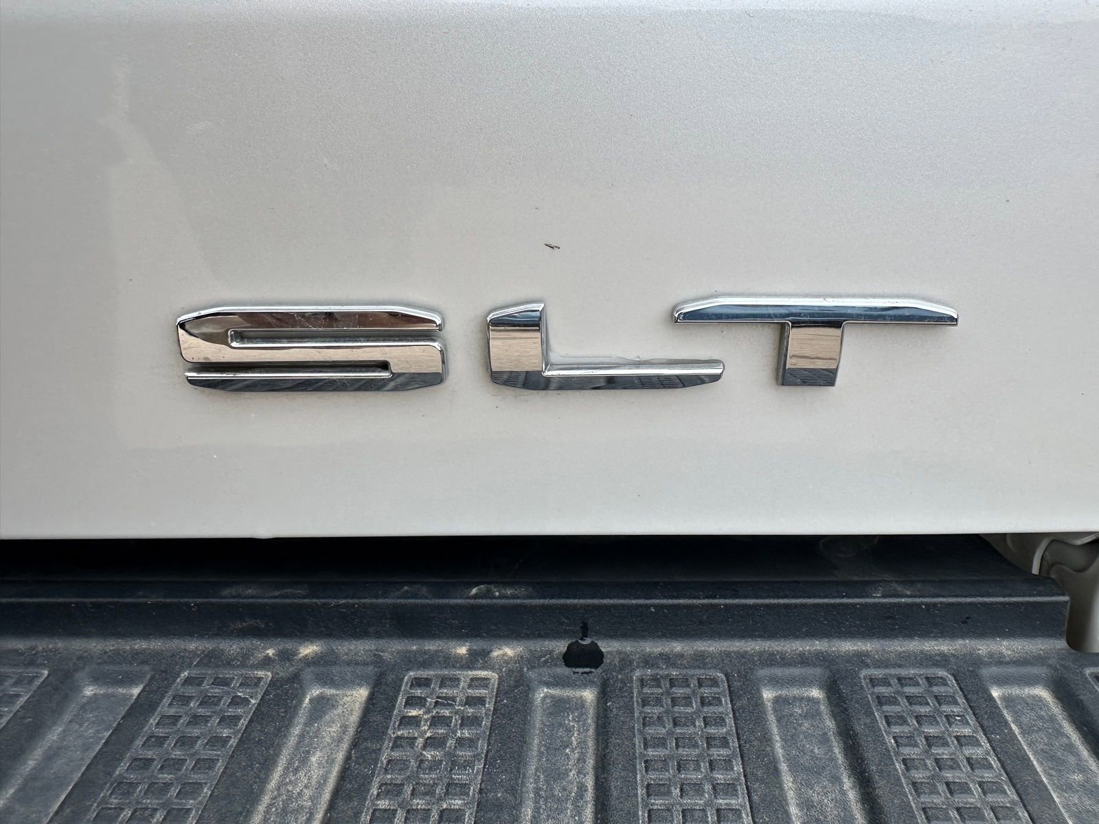 Used 2020 GMC Sierra 1500 SLT w/ SLT Convenience Package image 28