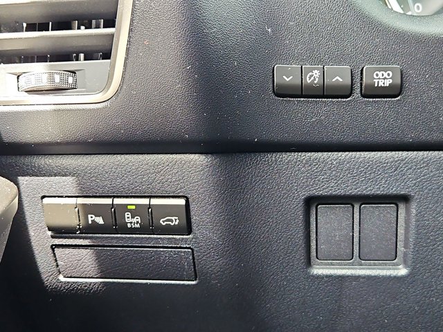 Used 2016 Lexus NX 200t FWD w/ Premium Package image 17