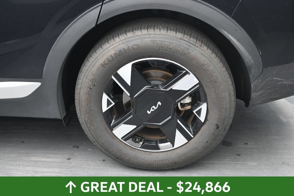 Used 2026 Kia Sportage LX FWD image 15