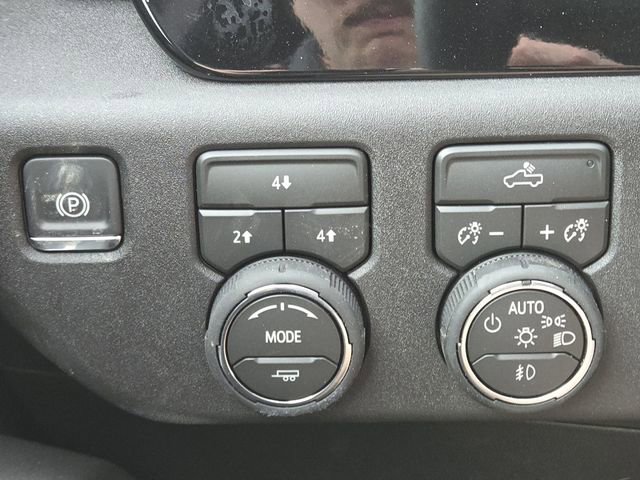 New 2026 Chevrolet Silverado 3500 LT image 11