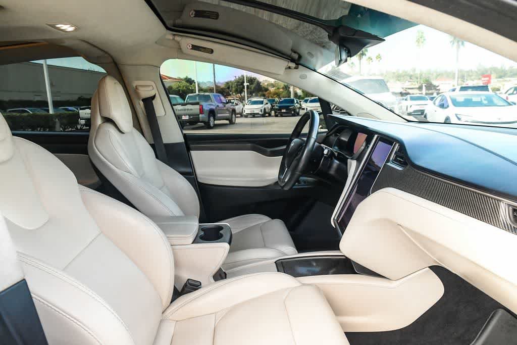 Used 2018 Tesla Model X 75D AWD/4WD image 15