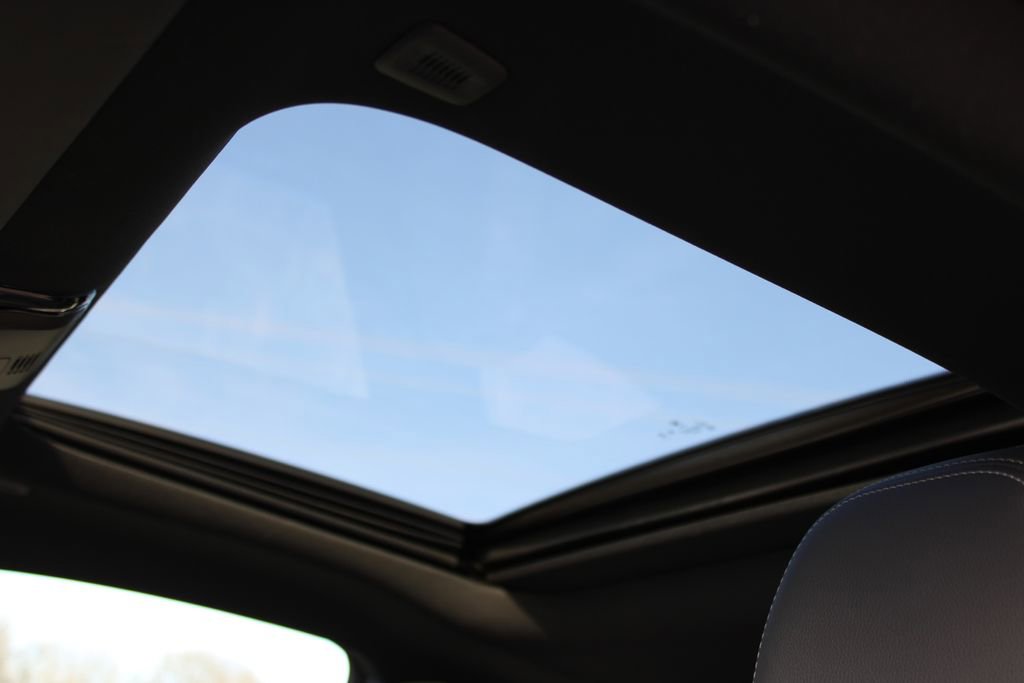 Used 2024 BMW M240i xDrive Coupe w/ Premium Package image 41