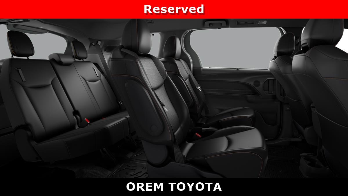 New 2026 Toyota Sienna XLE Woodland Edition AWD/4WD image 21