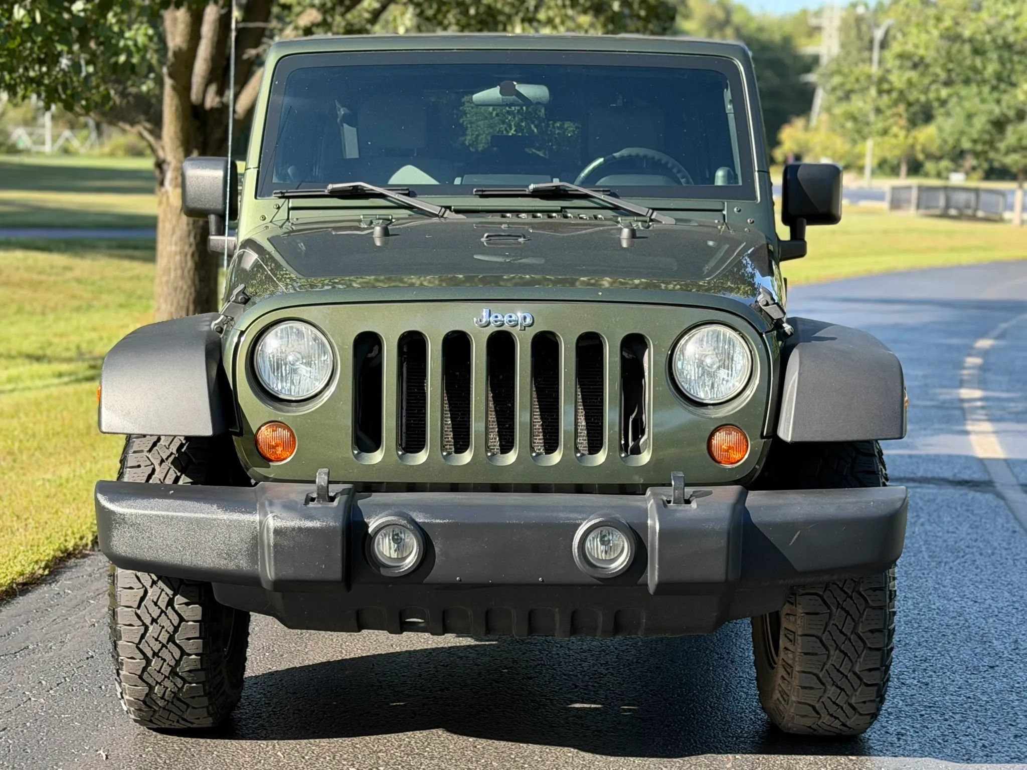 Used 2008 Jeep Wrangler Unlimited Rubicon w/ PWR Convenience Group AWD/4WD image 2