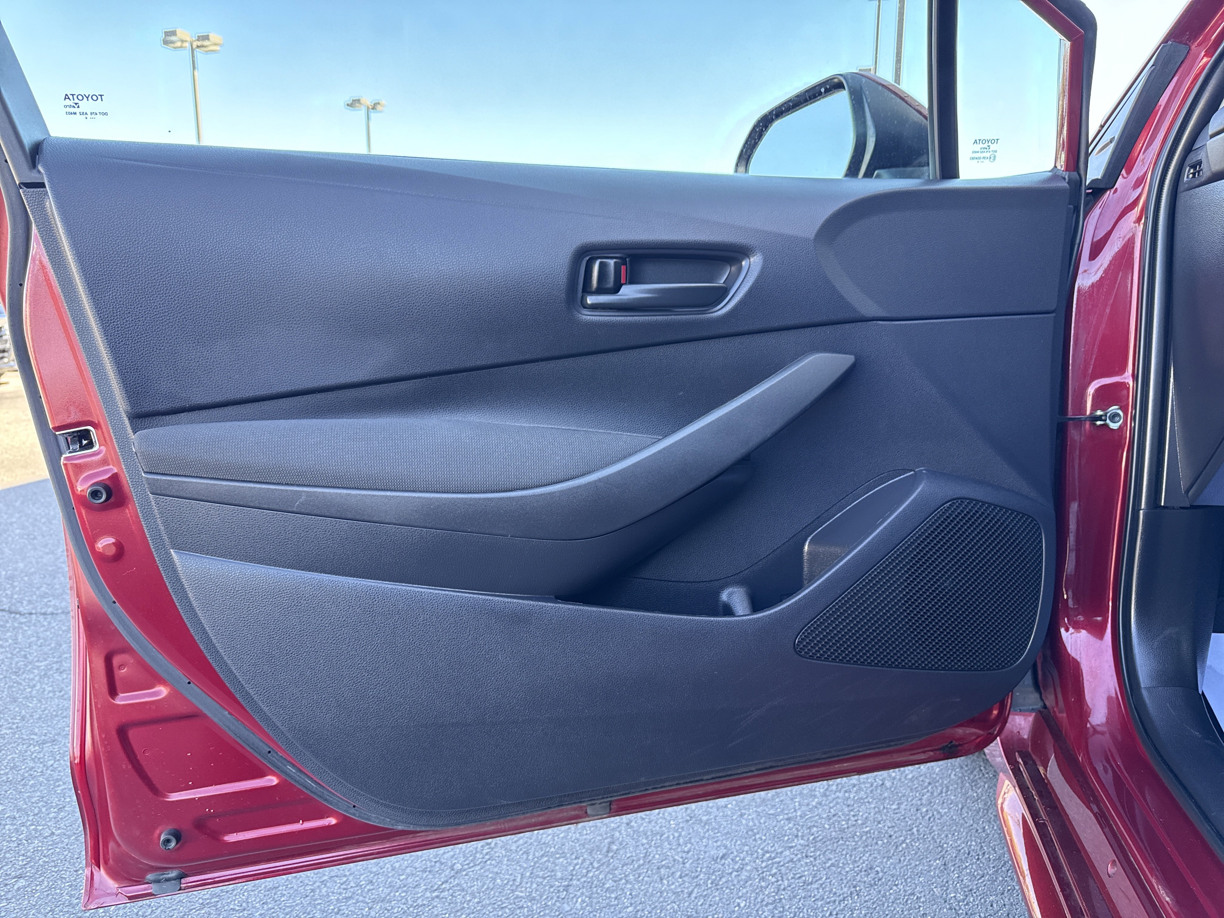 Used 2024 Toyota Corolla LE image 9