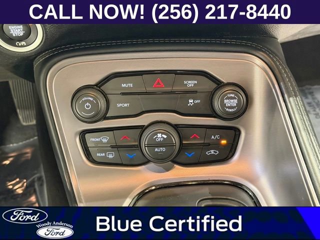 Used 2023 Dodge Challenger SXT image 17
