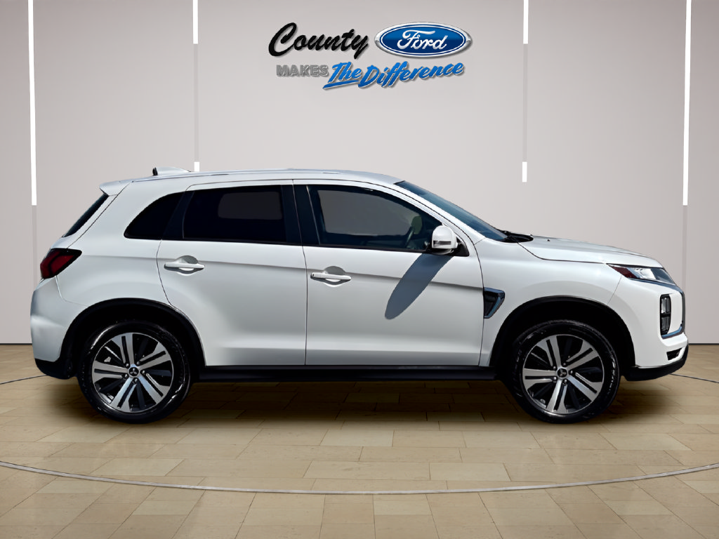Used 2020 Mitsubishi Outlander Sport SE AWD/4WD image 6