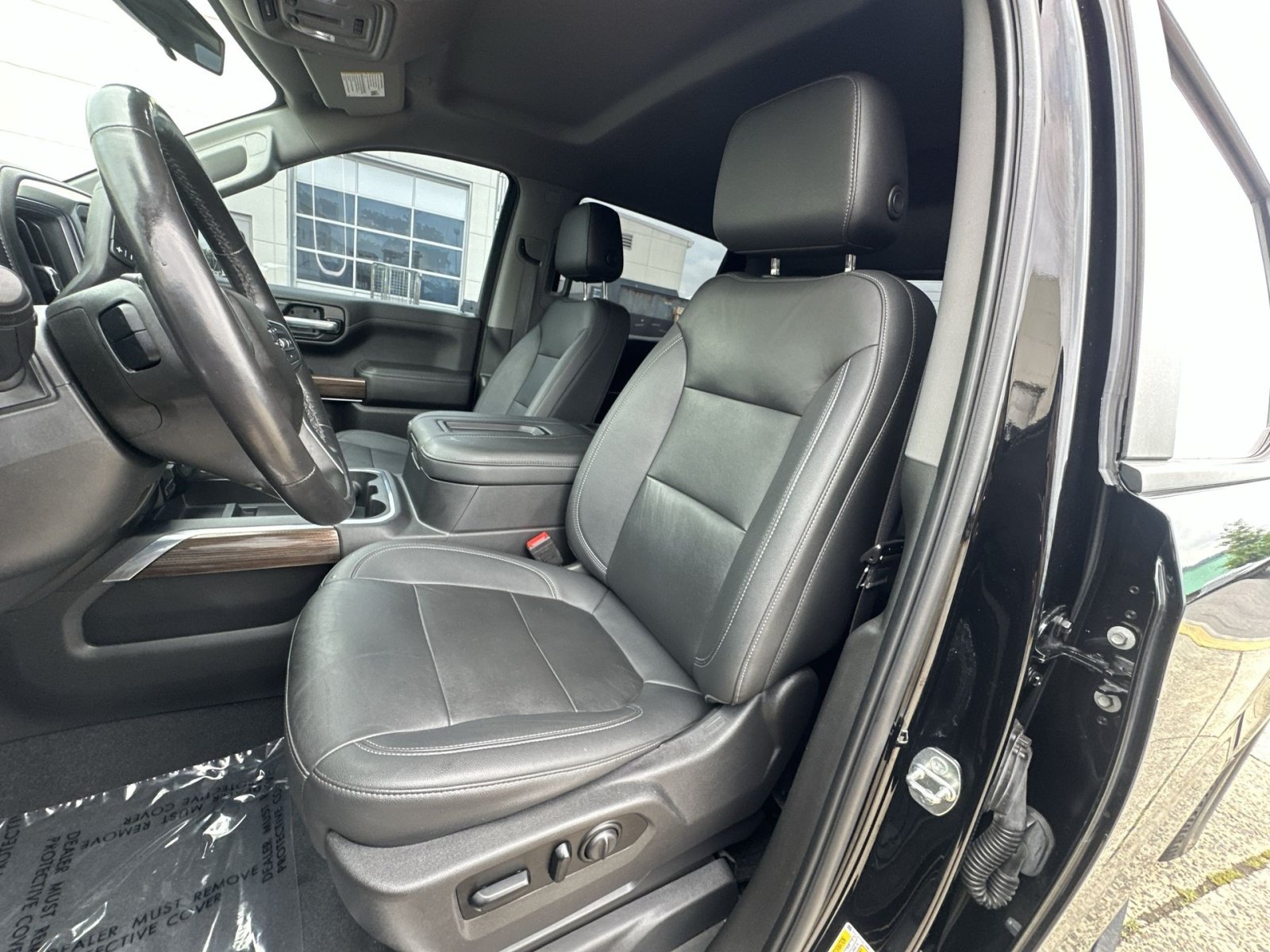 Used 2021 Chevrolet Silverado 1500 LT Trail Boss w/ Convenience Package II AWD/4WD image 21