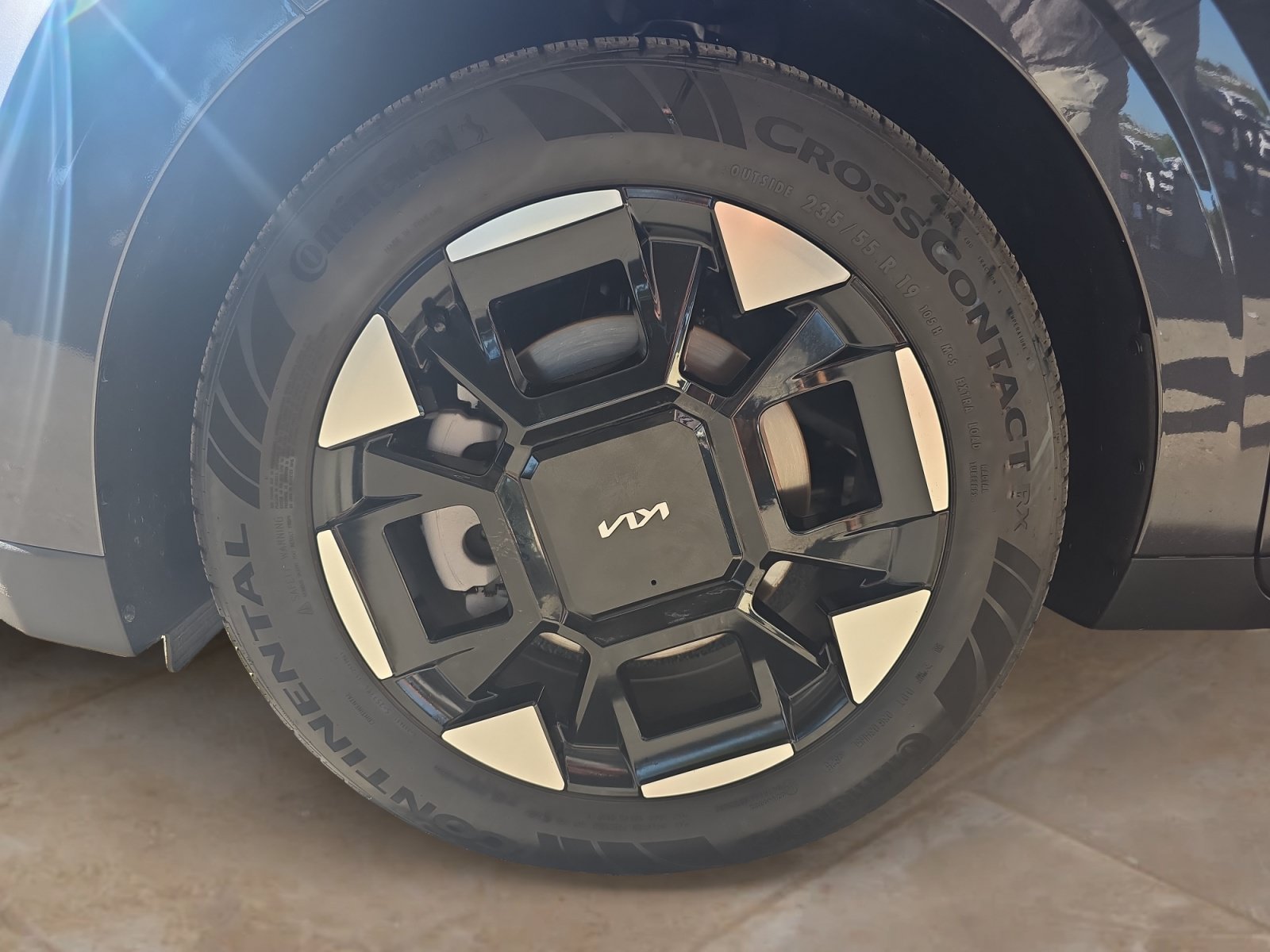 Certified 2026 Kia Carnival EX FWD image 28