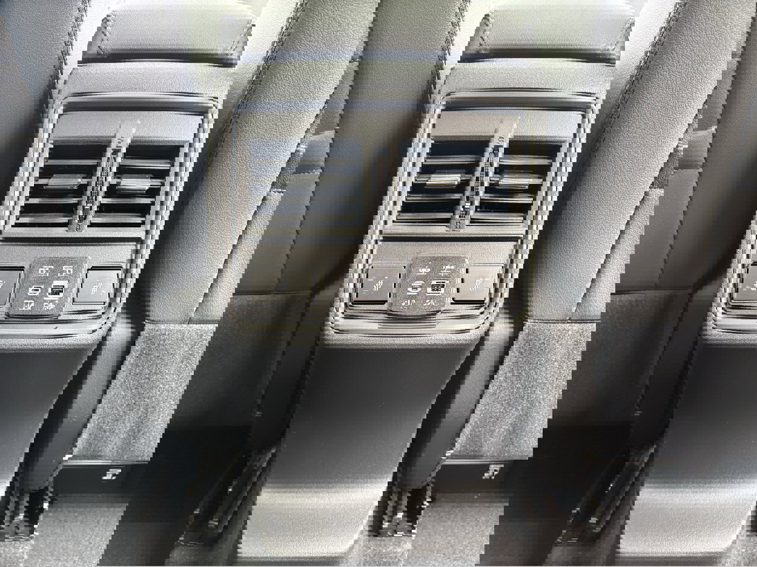 New 2026 Subaru Outback Limited image 33