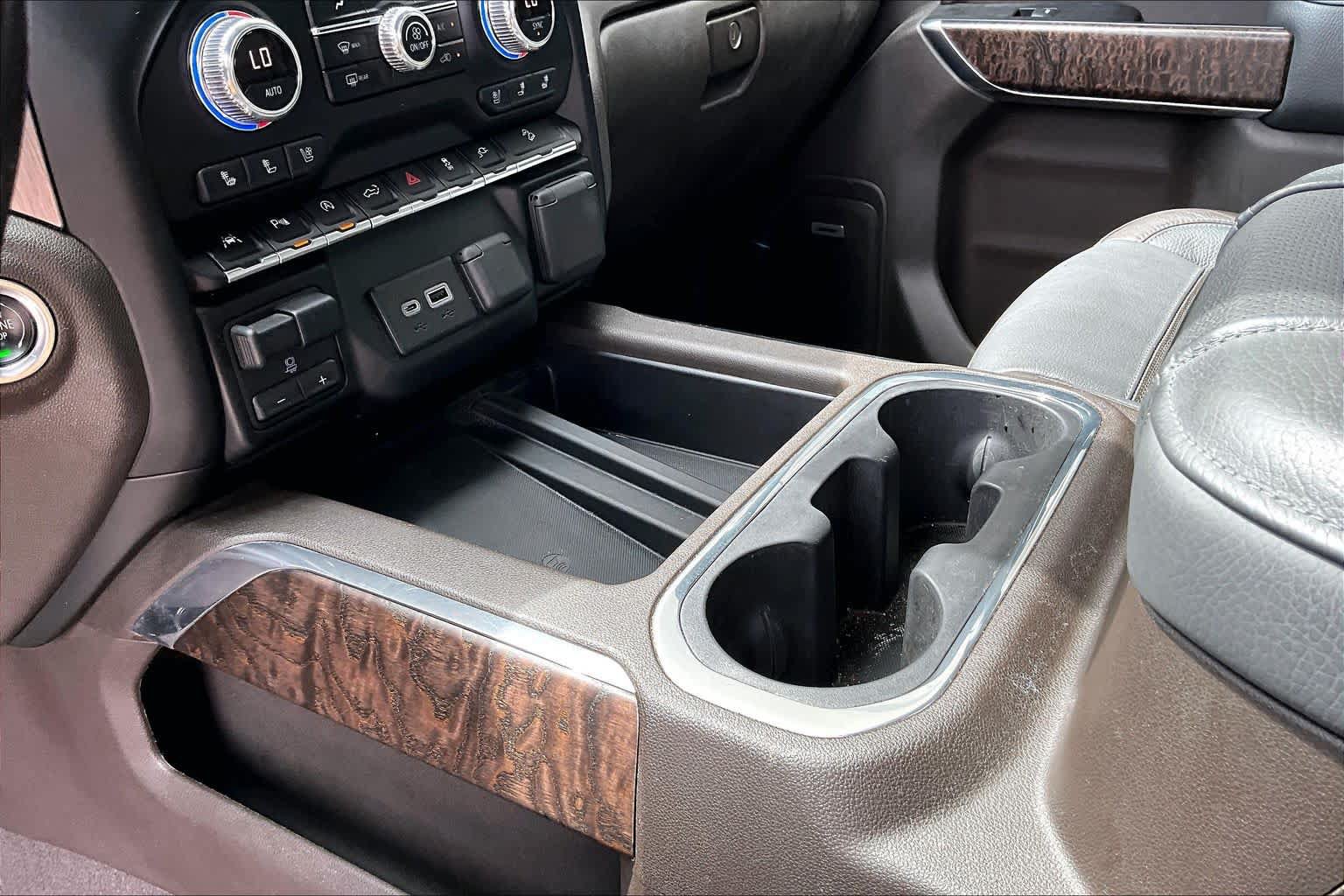Used 2019 GMC Sierra 1500 Denali w/ Technology Package AWD/4WD image 16