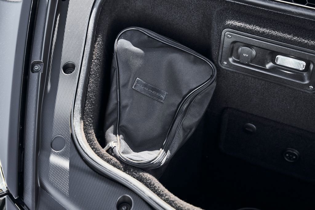 Used 2021 Lamborghini Huracan EVO image 16