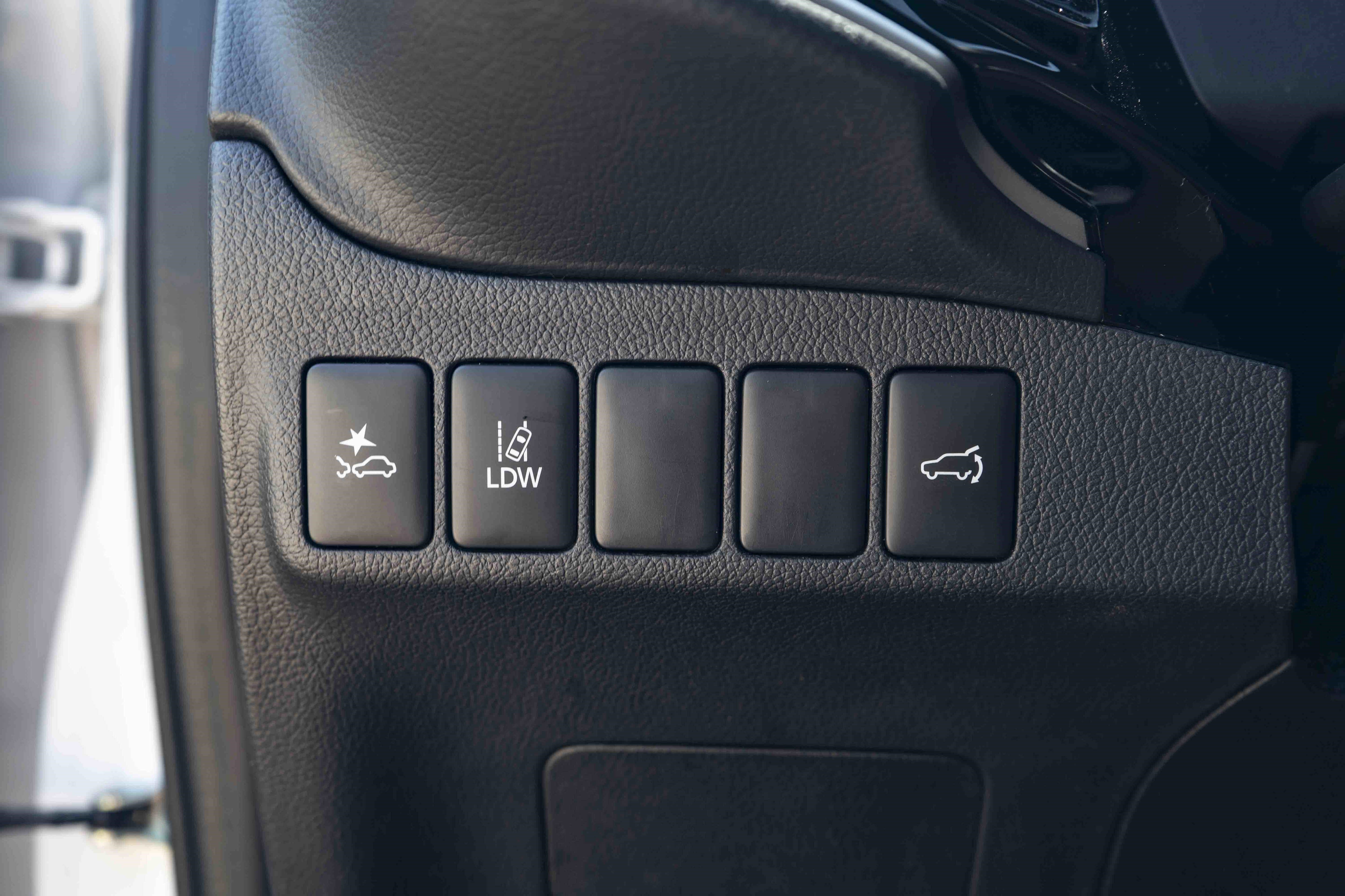 Used 2020 Mitsubishi Outlander SEL FWD image 37