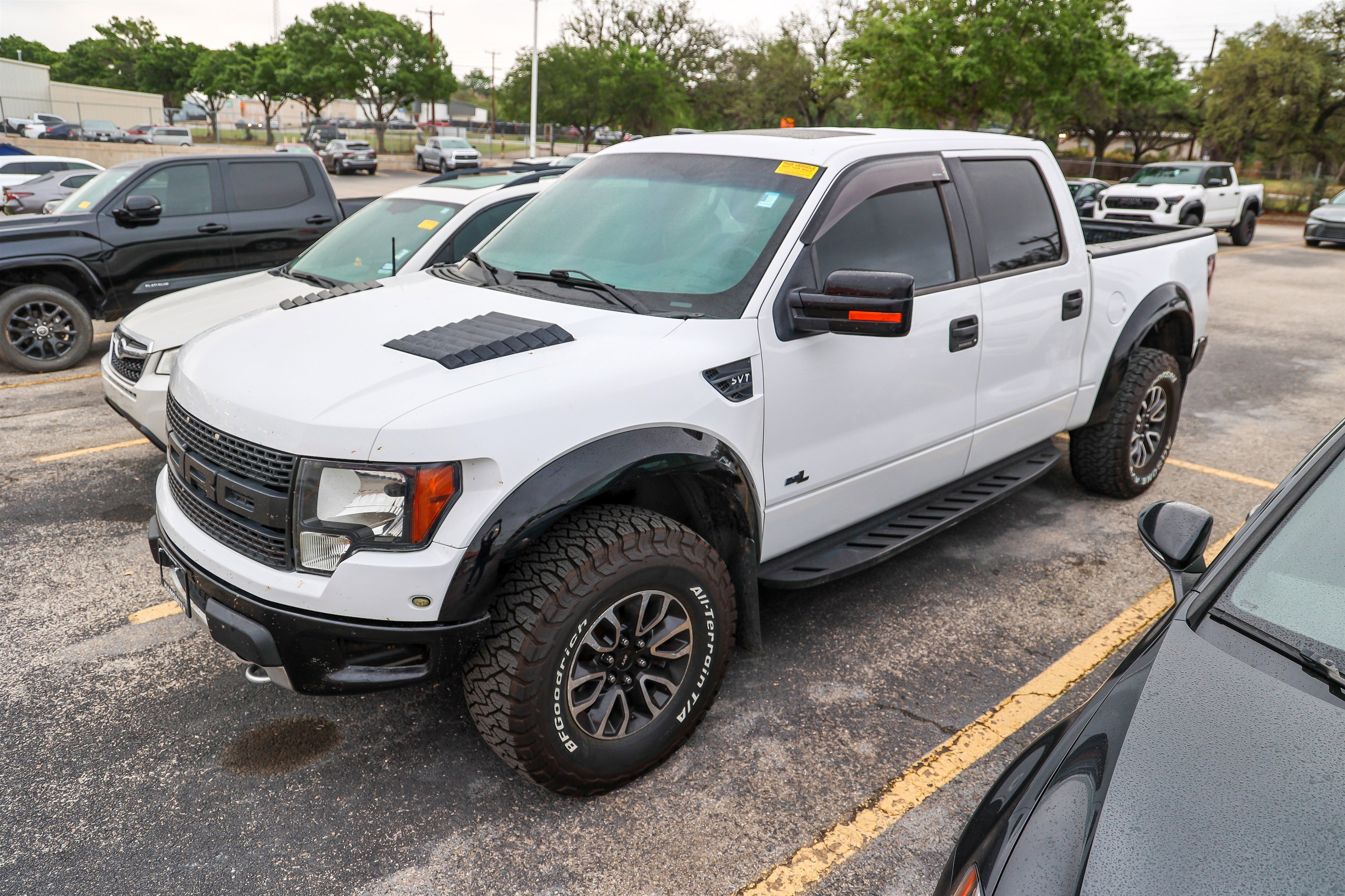 Used 2012 Ford F150 Raptor w/ Raptor Luxury Pkg image 3