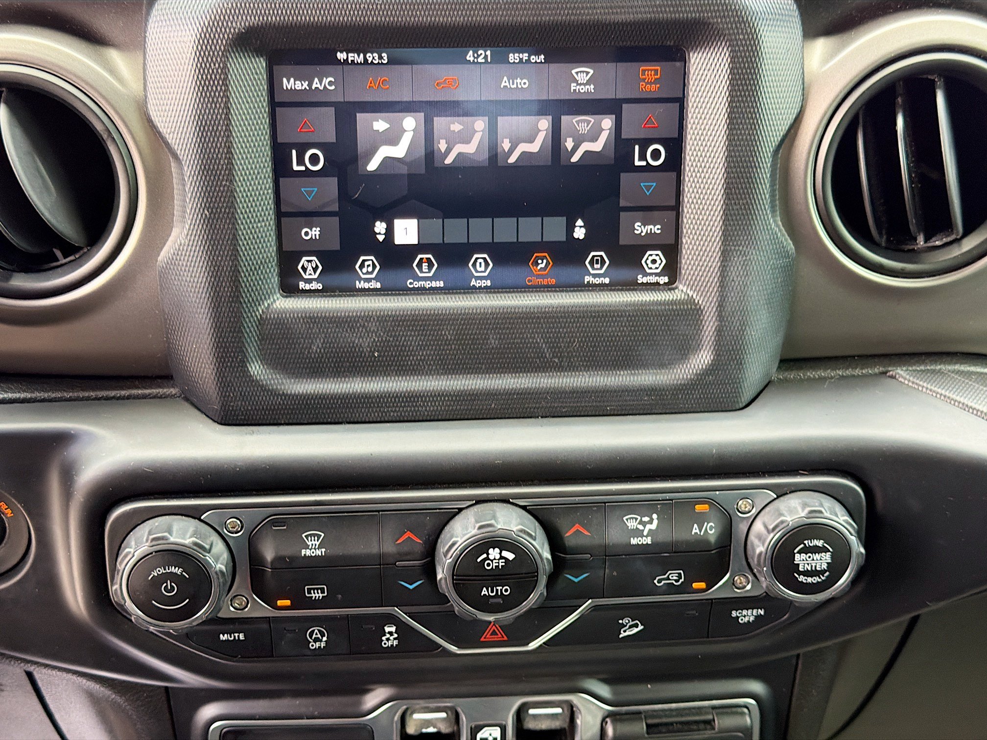 Used 2019 Jeep Wrangler Unlimited Sport S AWD/4WD image 32