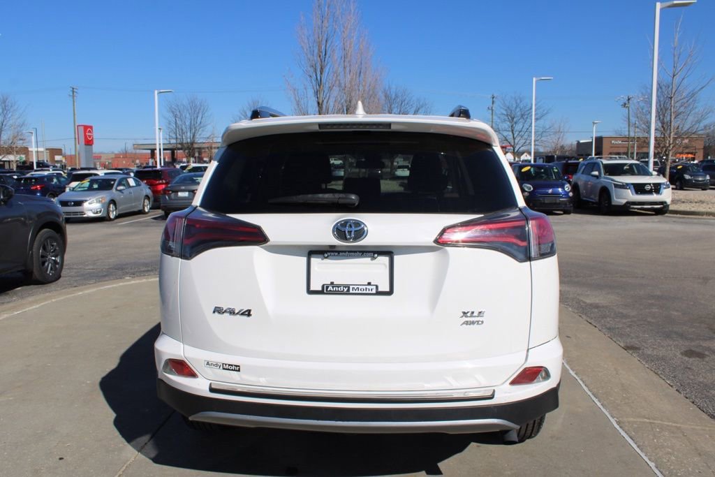 Used 2018 Toyota RAV4 XLE w/ Plus Extra Value Package image 8